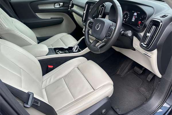 2020 Volvo XC40 T4 Inscription