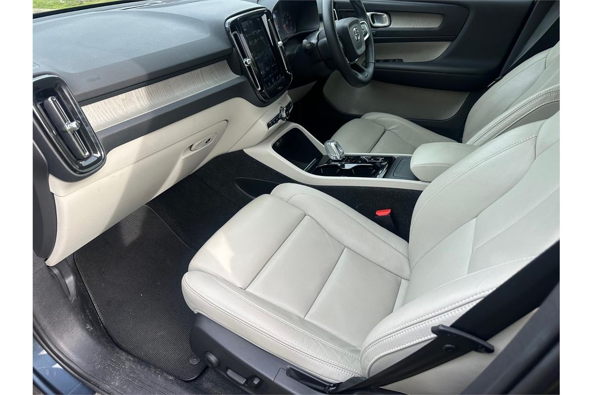 2020 Volvo XC40 T4 Inscription