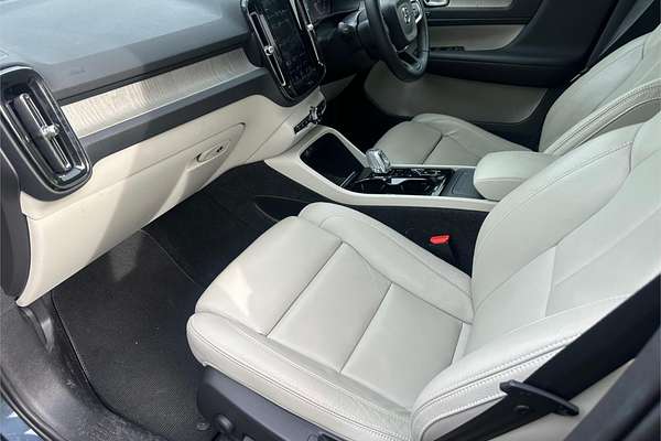 2020 Volvo XC40 T4 Inscription