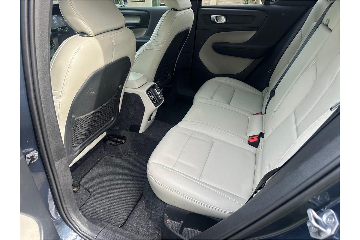 2020 Volvo XC40 T4 Inscription