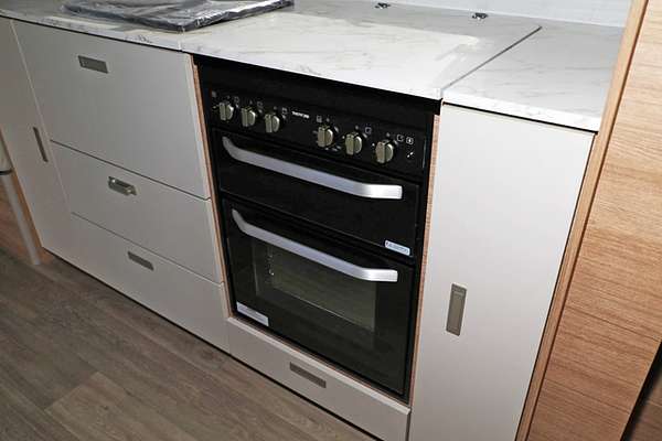 2025 Jayco SILVERLINE CARAVAN 21.65-3.SL-MY25