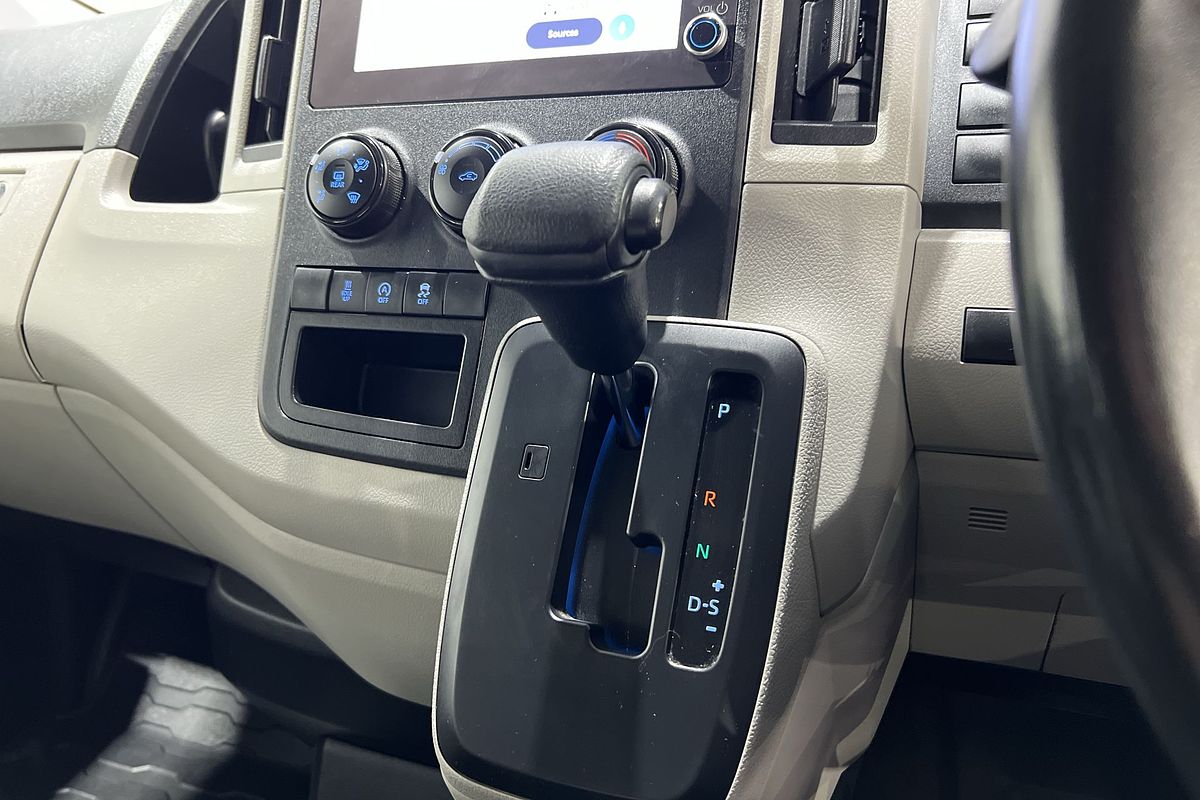 2023 Toyota Hiace GDH300R LWB