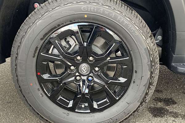 2025 LDV D90 Executive SV9A