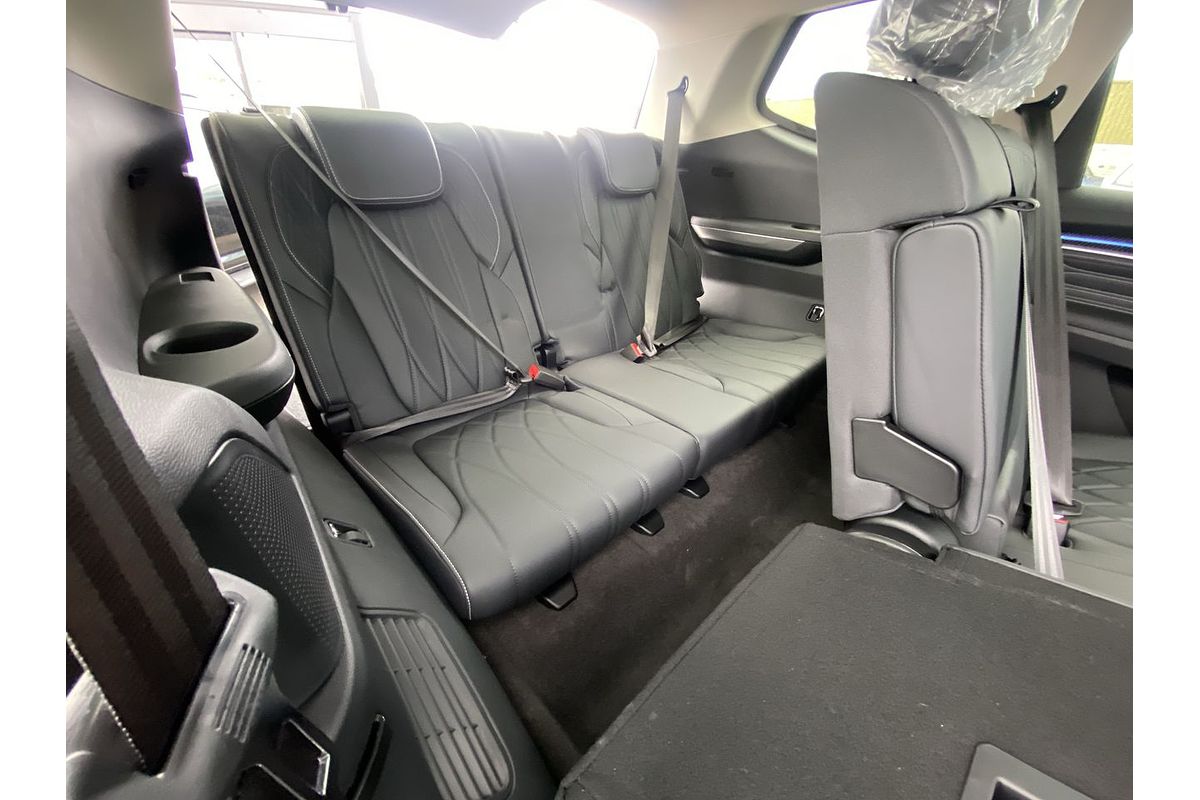 2025 LDV D90 Executive SV9A