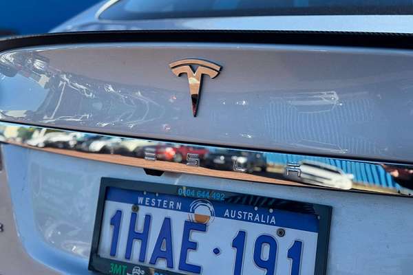 2015 Tesla Model S P85D
