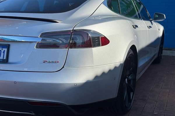 2015 Tesla Model S P85D