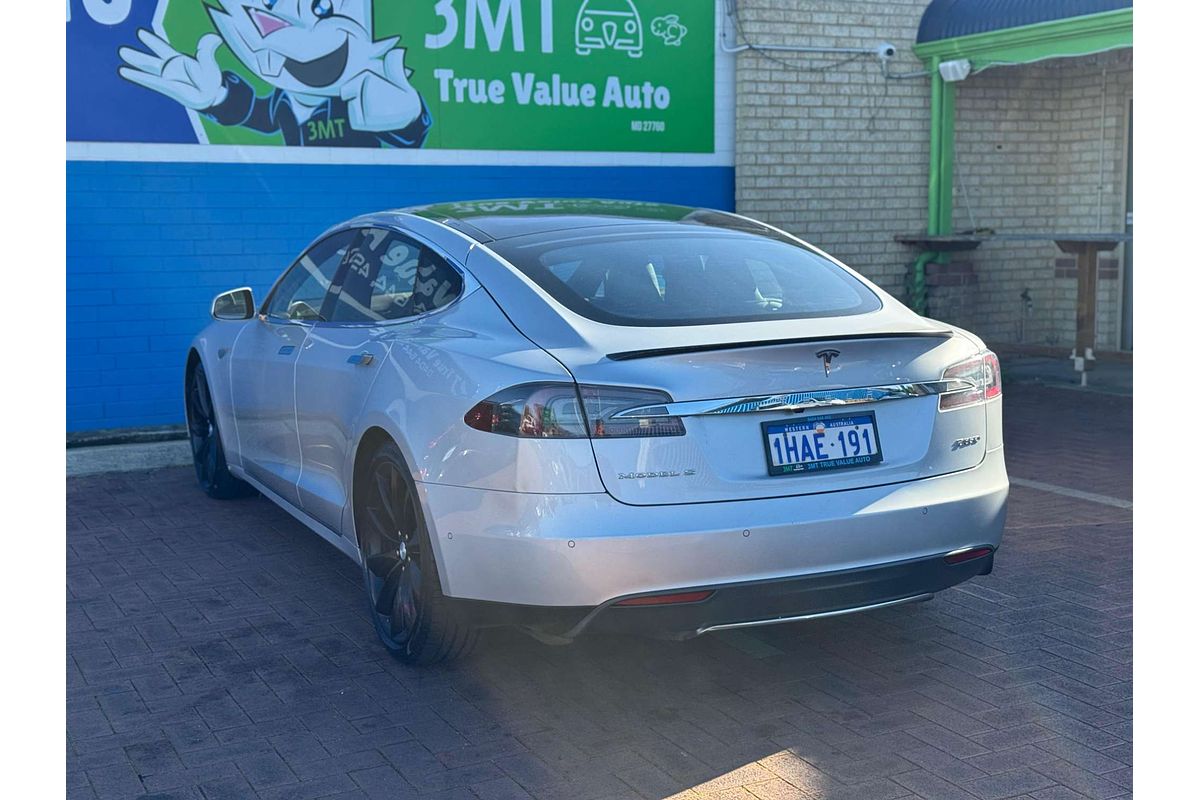 2015 Tesla Model S P85D