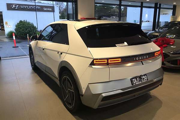 2025 Hyundai IONIQ 5 EPIQ NE.V5