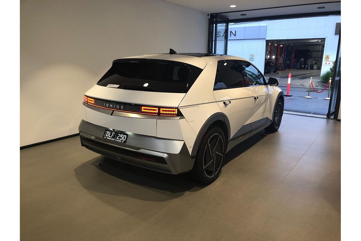 2025 Hyundai IONIQ 5 EPIQ NE.V5