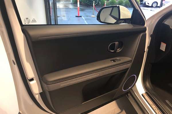 2025 Hyundai IONIQ 5 EPIQ NE.V5