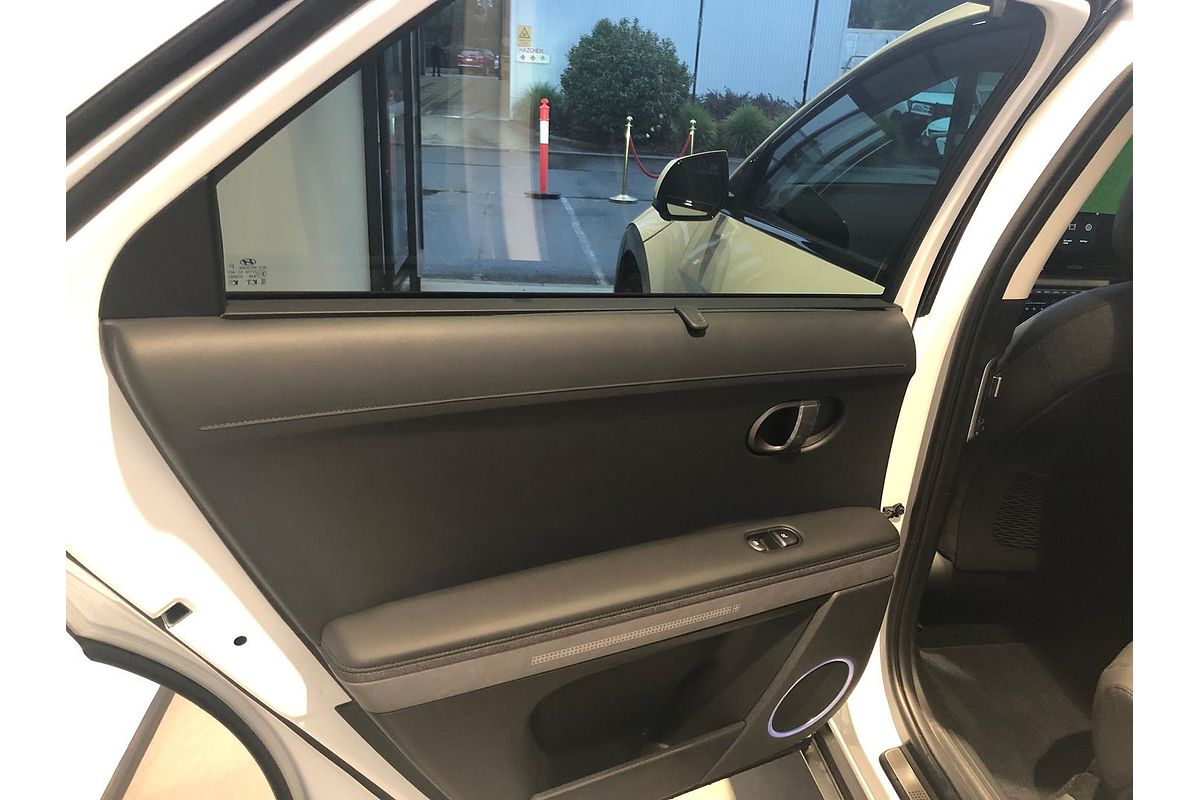 2025 Hyundai IONIQ 5 EPIQ NE.V5