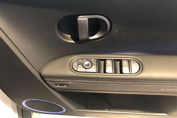 2025 Hyundai IONIQ 5 EPIQ NE.V5