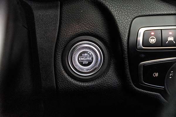 2018 Mercedes-Benz C-Class C300 W205