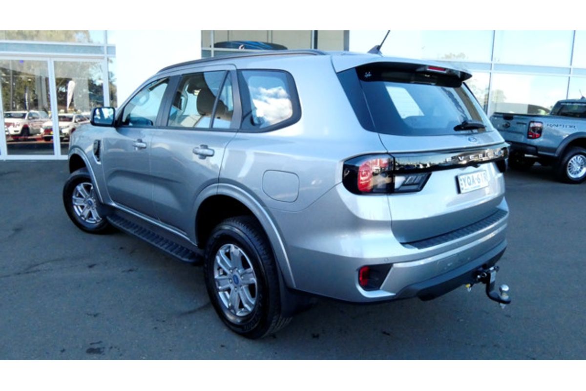 2024 Ford Everest Ambiente 2.0L