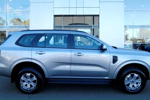 2024 Ford Everest Ambiente 2.0L