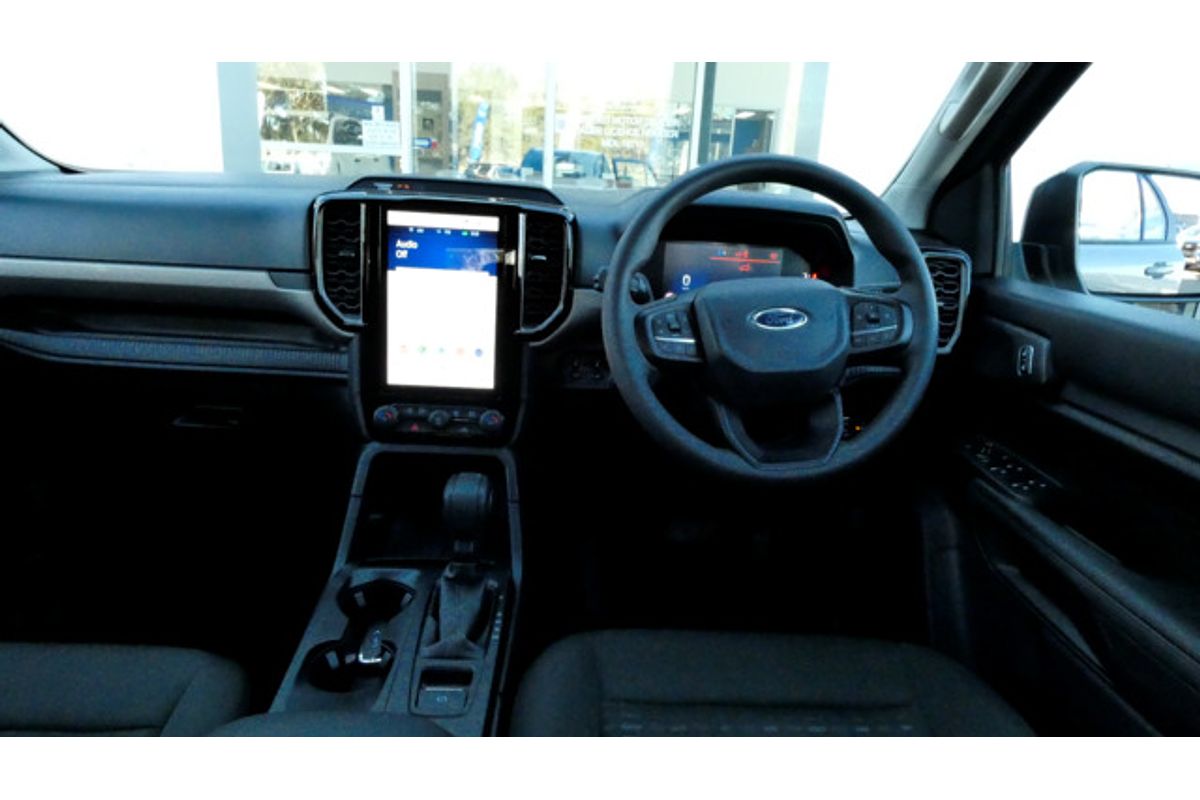 2024 Ford Everest Ambiente 2.0L