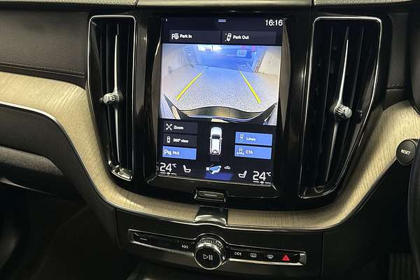 2020 Volvo XC60 D4 Inscription