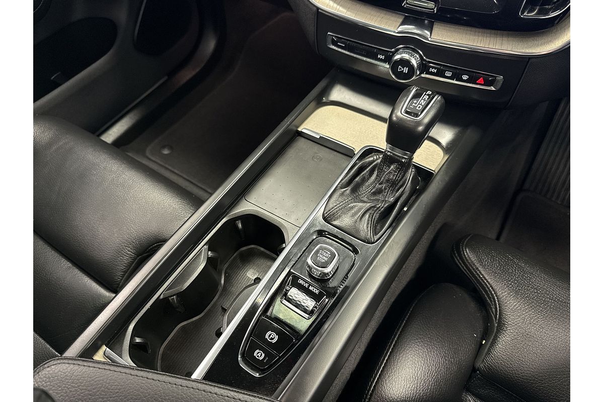 2020 Volvo XC60 D4 Inscription