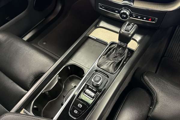 2020 Volvo XC60 D4 Inscription