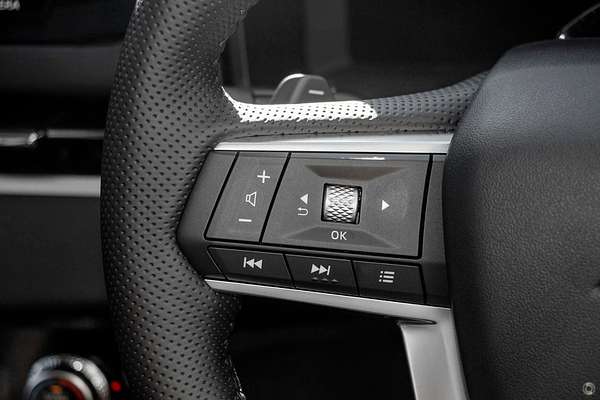 2025 Mitsubishi Outlander Exceed ZM