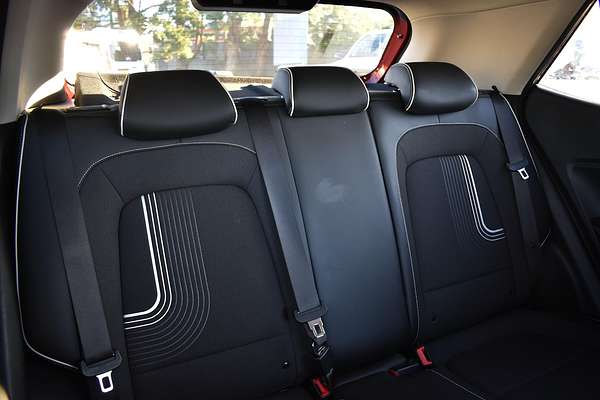2020 Hyundai Venue Elite QX.V3