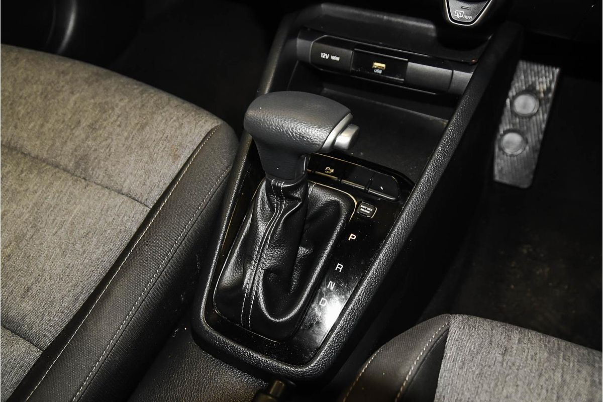 2022 Kia Stonic S YB