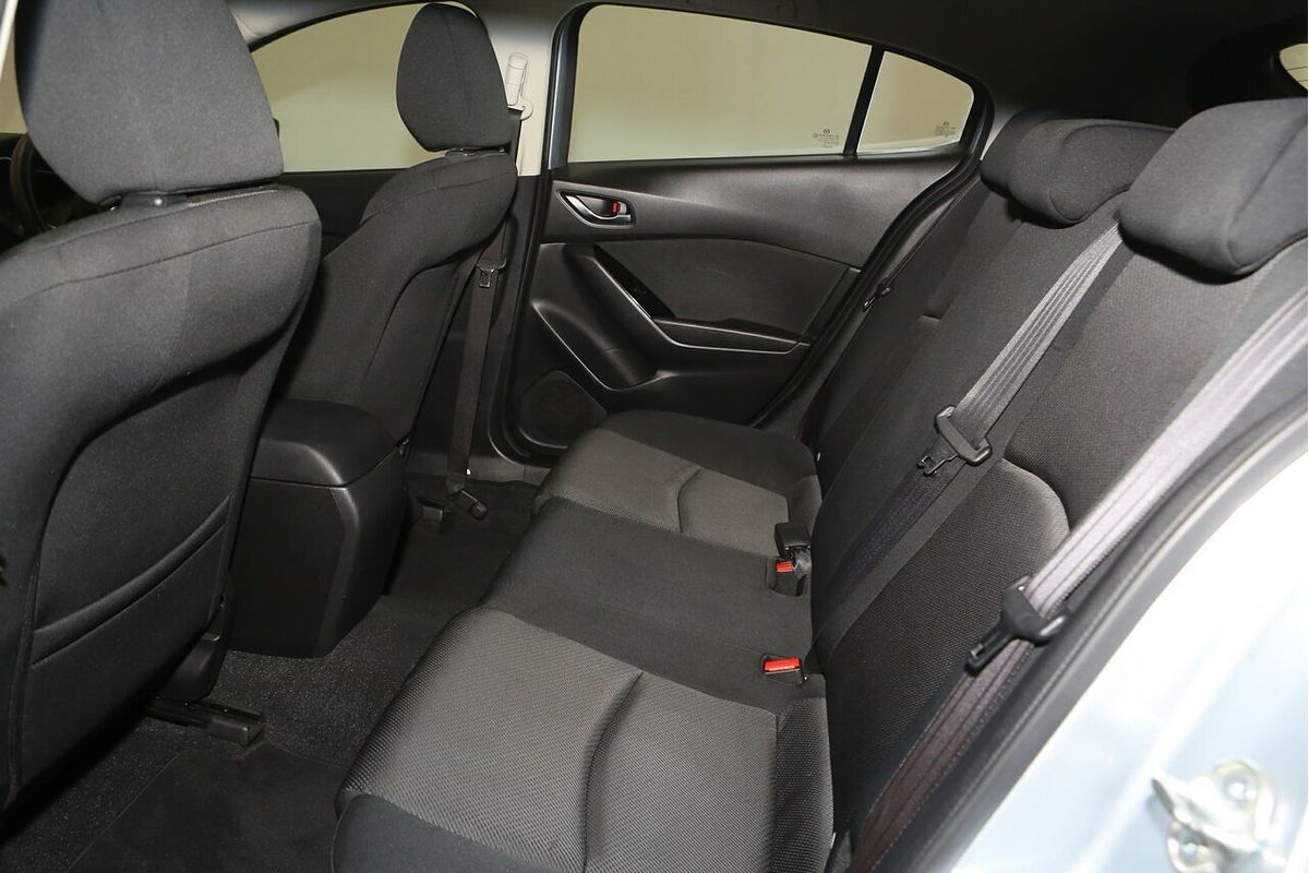 2018 Mazda 3 Neo Sport BN Series