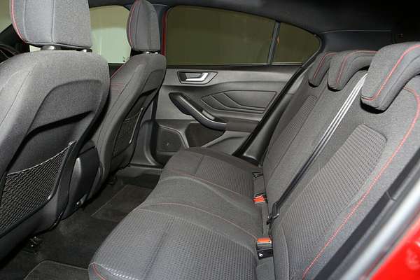 2019 Ford Focus ST-Line SA