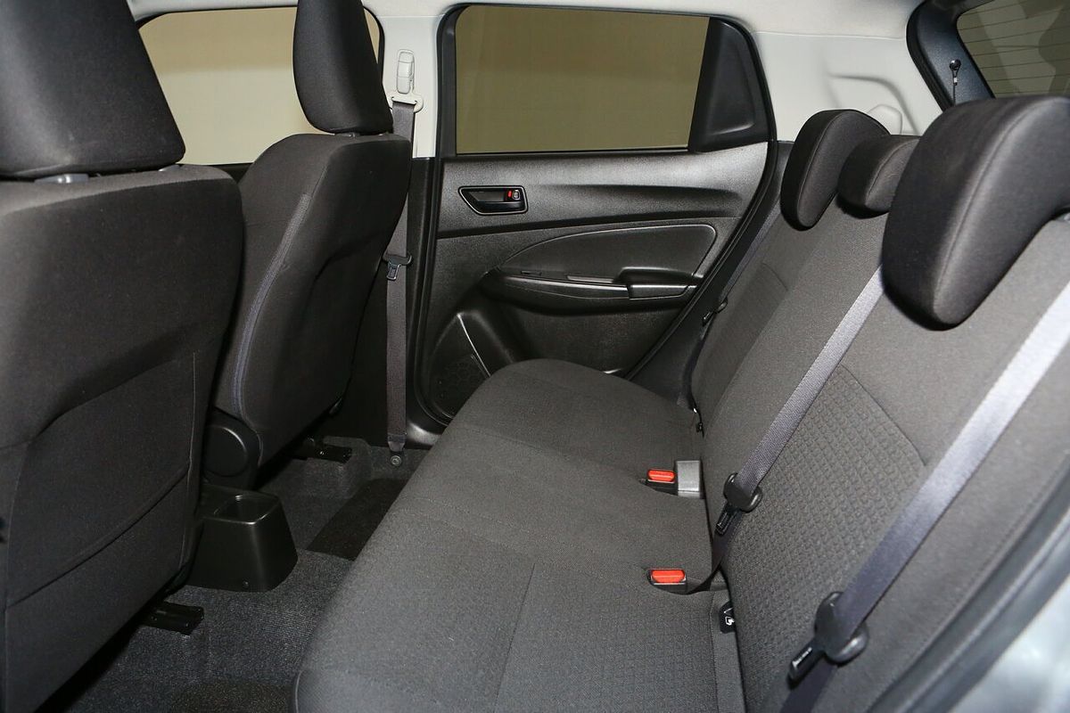 2019 Suzuki Swift GL Navigator AZ