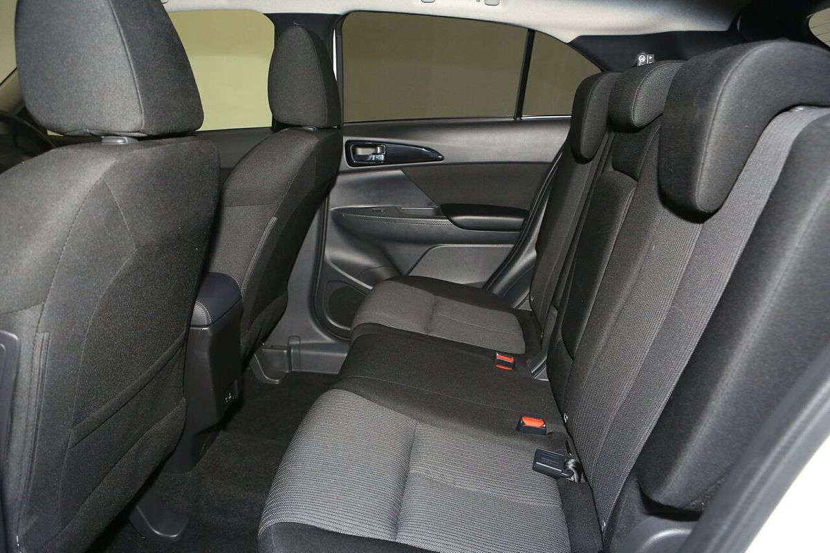 2024 Mitsubishi Eclipse Cross LS YB
