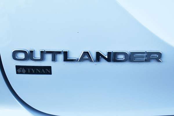 2023 Mitsubishi Outlander Aspire ZM
