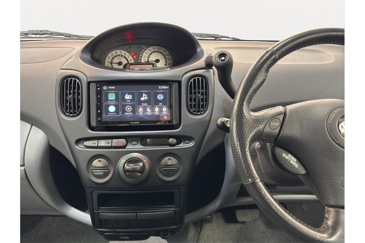 2000 Toyota Funcargo G