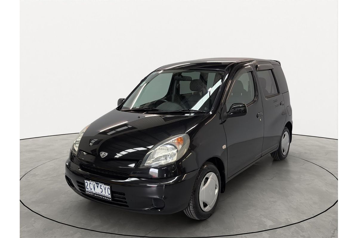 2000 Toyota Funcargo G