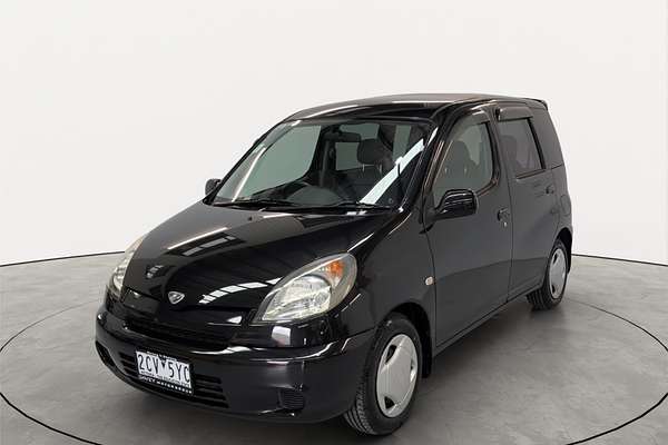 2000 Toyota Funcargo G