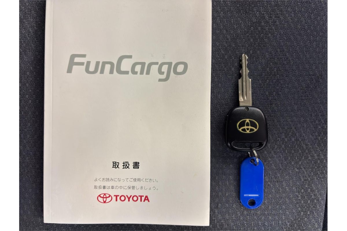 2000 Toyota Funcargo G
