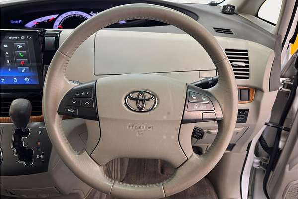 2010 Toyota Estima Aeras ACR50