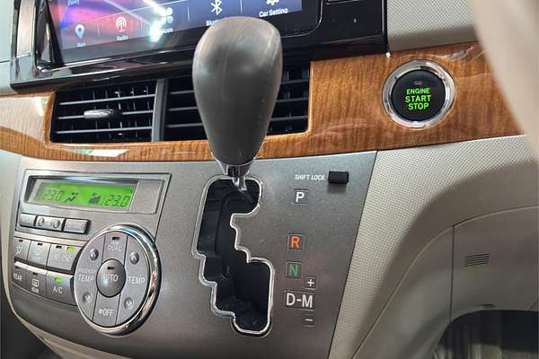 2010 Toyota Estima Aeras ACR50