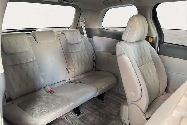 2010 Toyota Estima Aeras ACR50