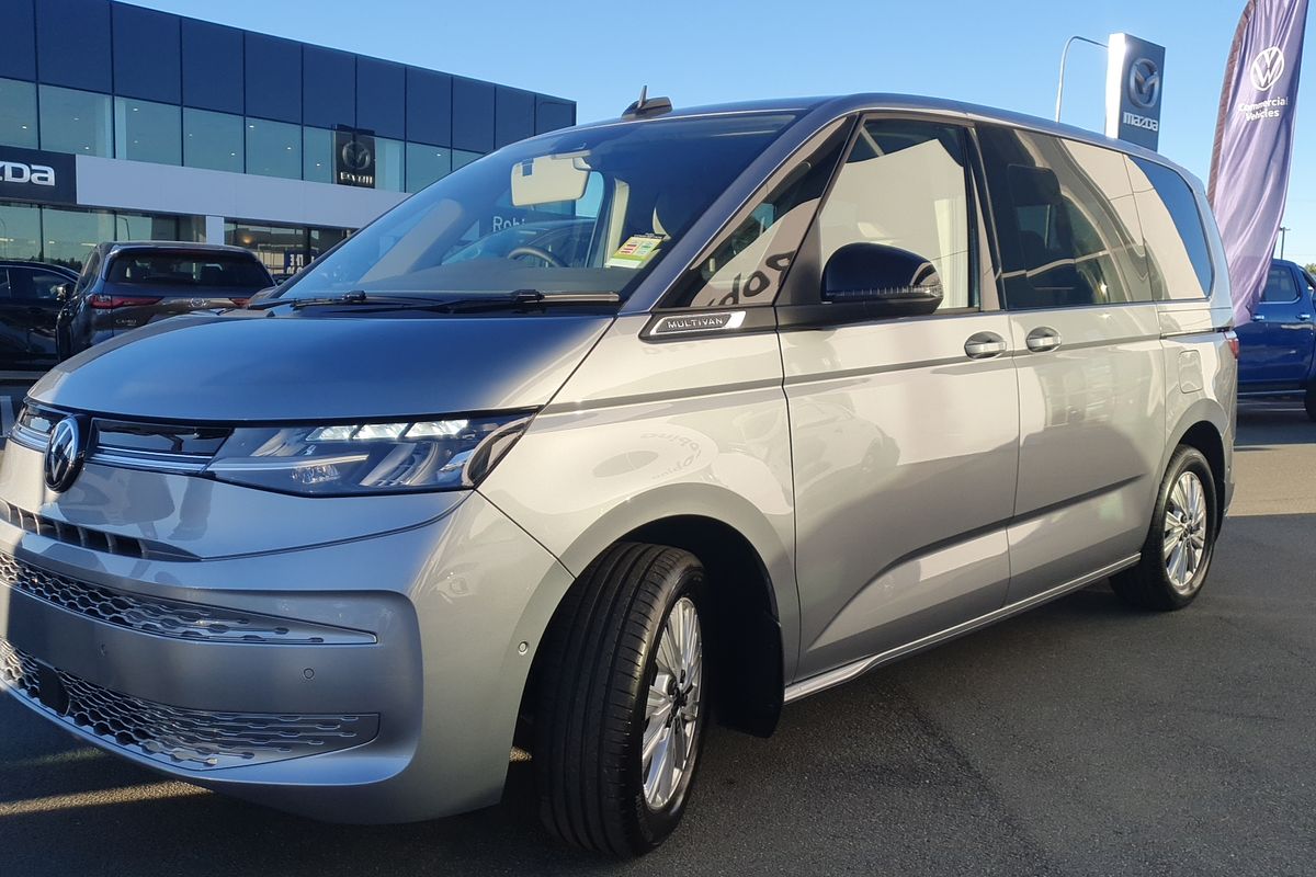 2025 Volkswagen Multivan TDI360 Life T7 SWB
