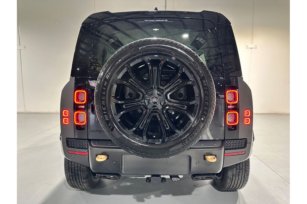 2025 Land Rover Defender 110 P635 OCTA L663