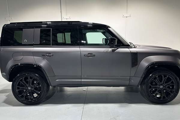 2025 Land Rover Defender 110 P635 OCTA L663