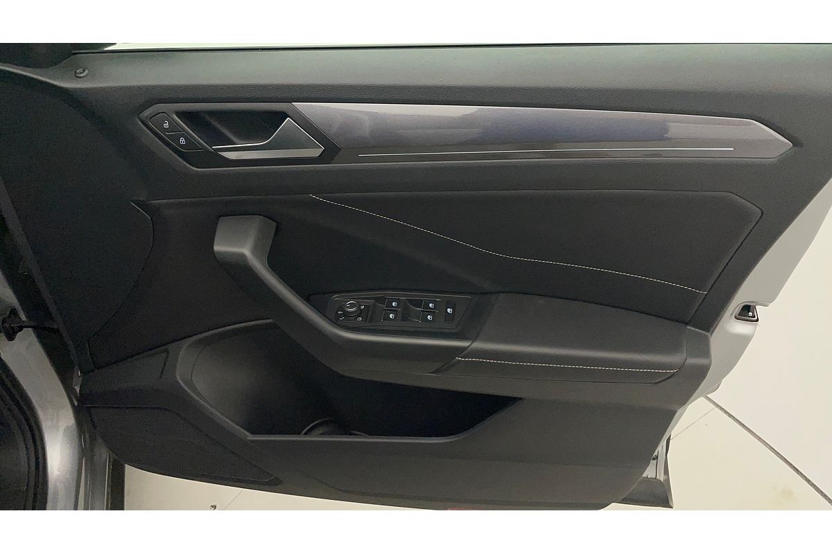 2022 Volkswagen T-Roc 110TSI Style D11