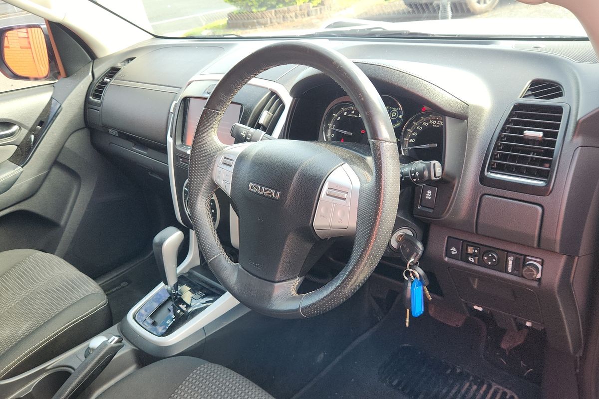 2020 Isuzu MU-X LS-U