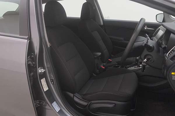 2017 Kia Cerato S YD