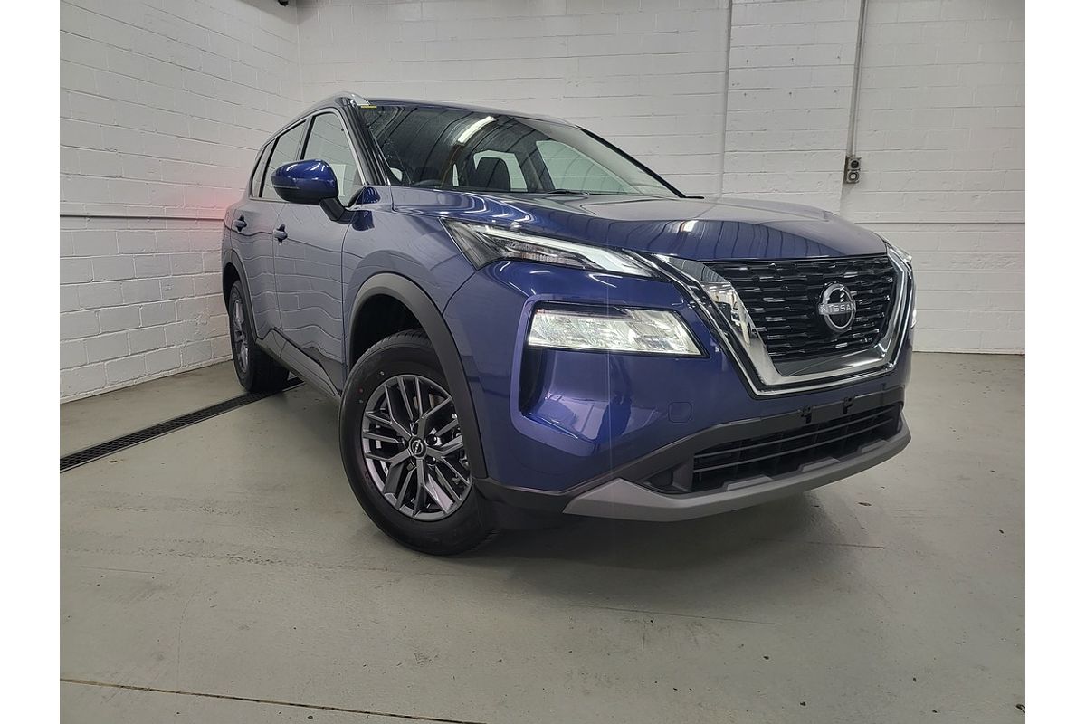 2025 Nissan X-TRAIL ST T33