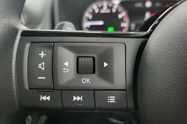 2025 Nissan X-TRAIL ST T33