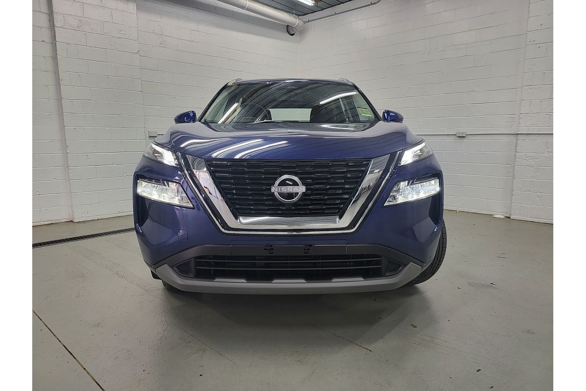 2025 Nissan X-TRAIL ST T33
