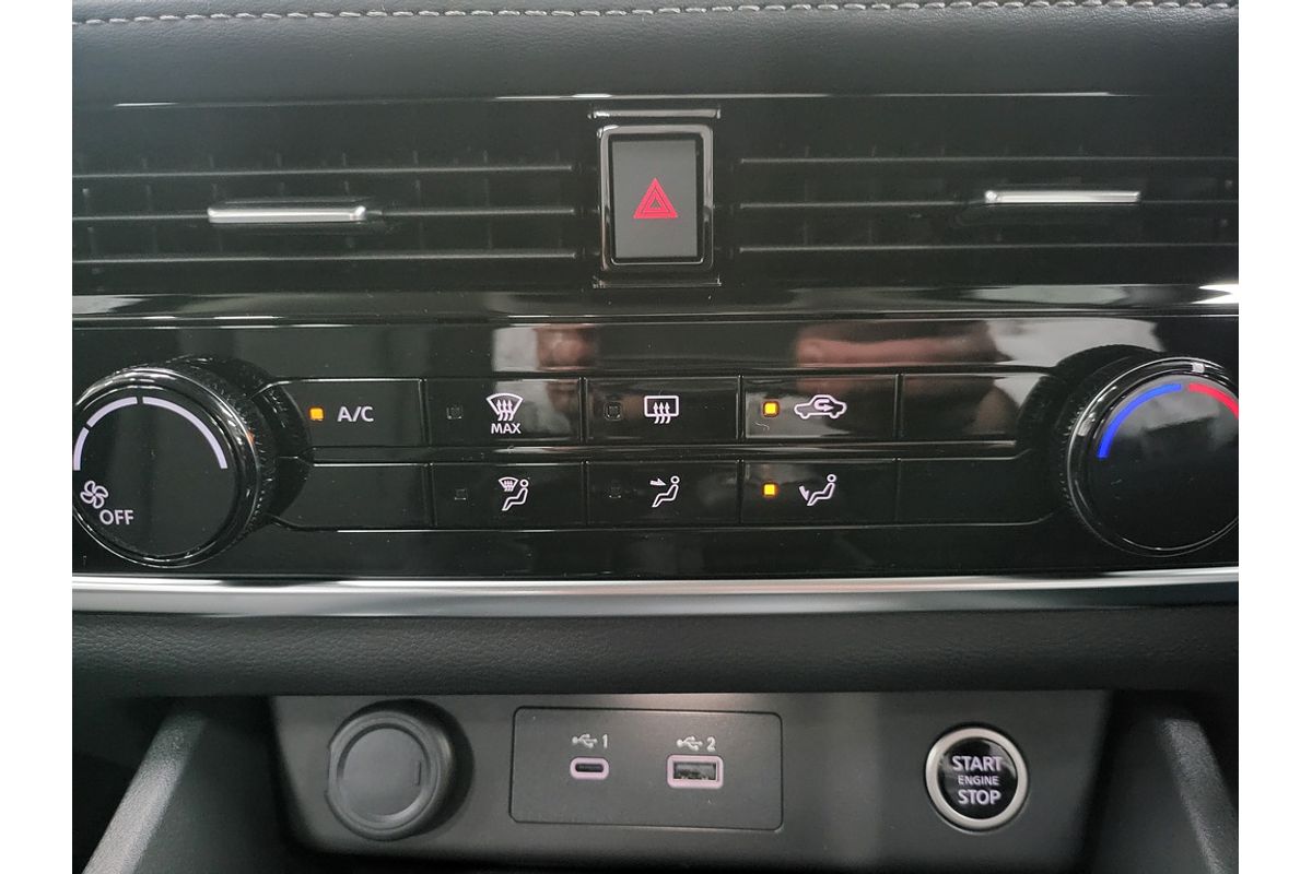 2025 Nissan X-TRAIL ST T33