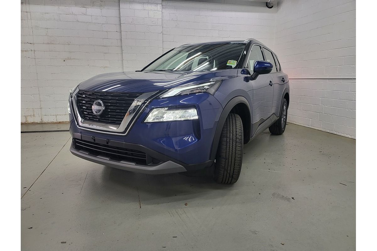 2025 Nissan X-TRAIL ST T33