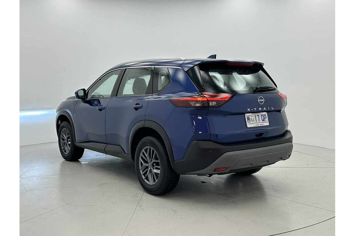 2025 Nissan X-TRAIL ST T33